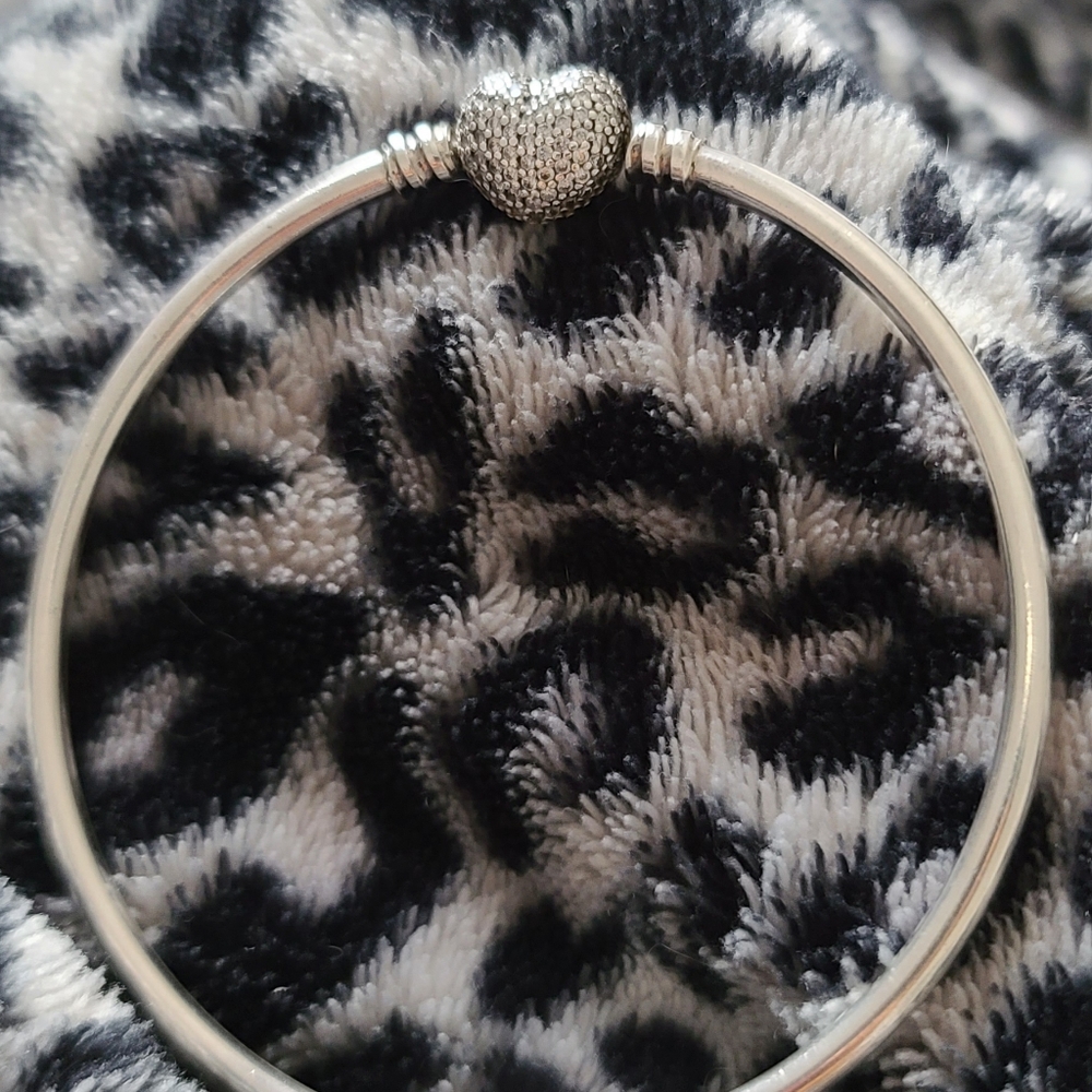 Auth Pandora heart pave bangle bracelet